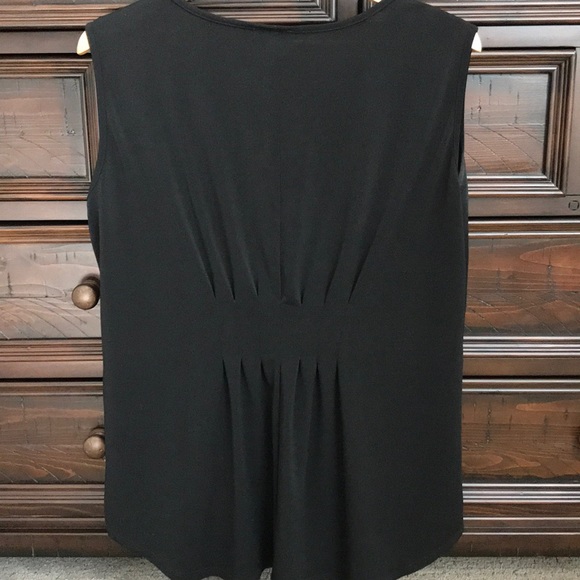 A loose fit black flowy top! - Picture 2 of 2